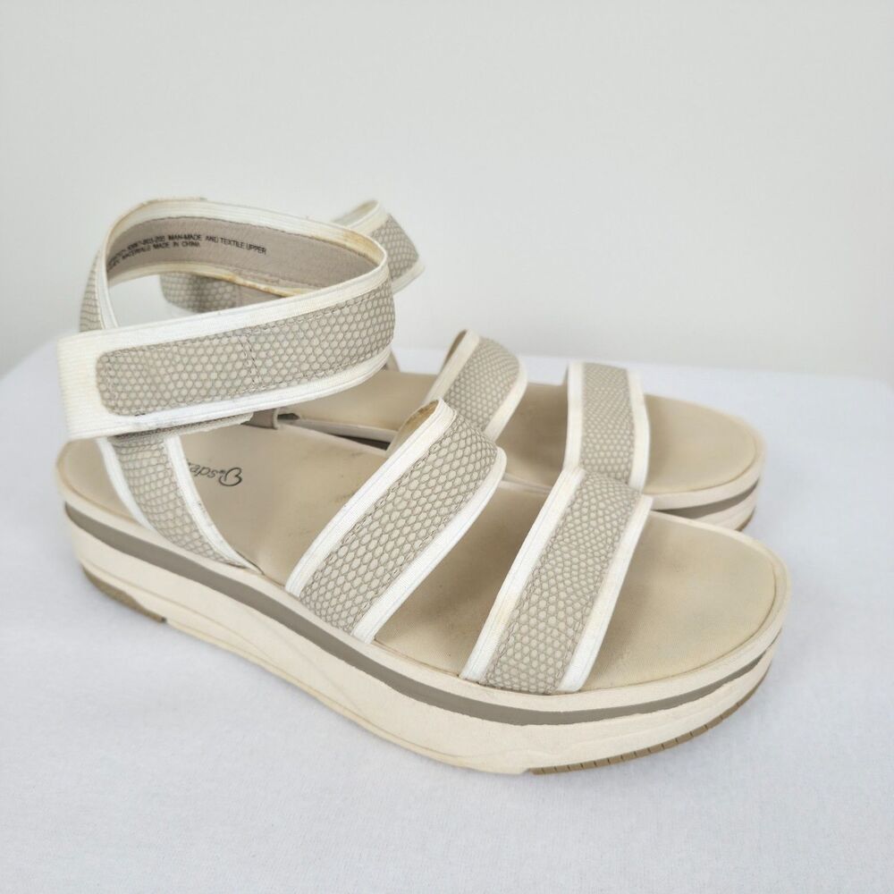 Baretraps Maina Size 7.5 cream strappy platform casual comfort sandals